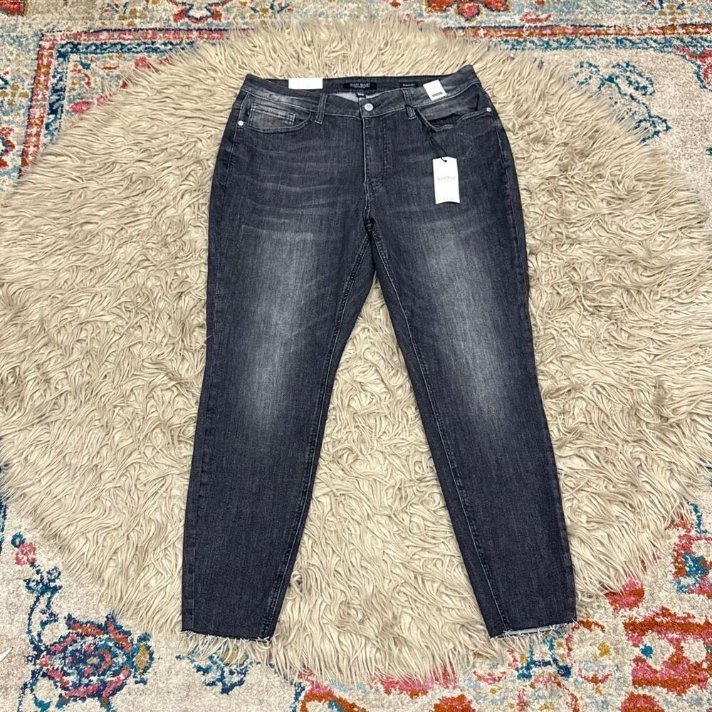 NWT Judy blue skinny fit jeans size 18w